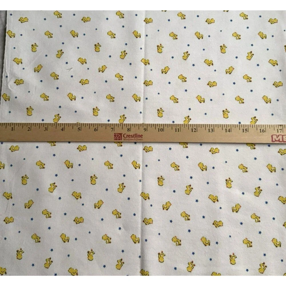 Vtg Mid-Century Childrens Novelty Print Flannel Fabric Ducks Ducklings 1yd x 36